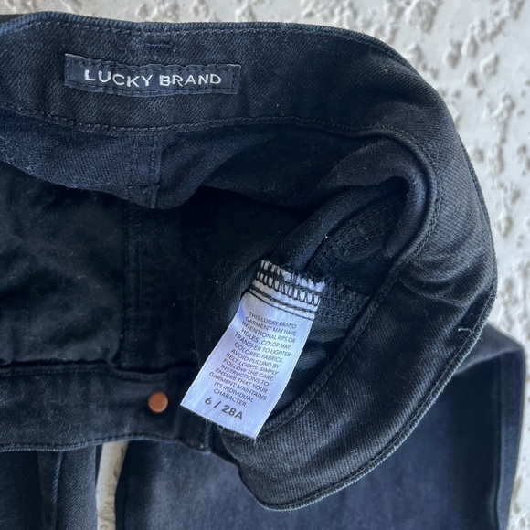 Lucky Women’s Black Jeans Size 6 28 Ankle Frayed Hem Straight Grunge Classic - Picture 5 of 7